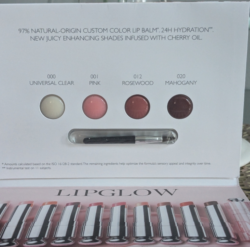 Dior lip shade card